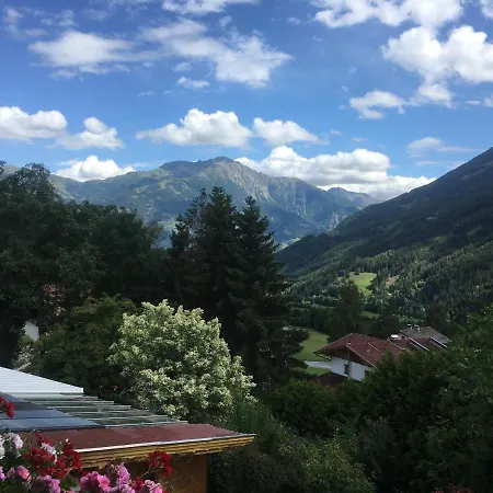 Bergbock - Pool & Sauna 3* Virgen